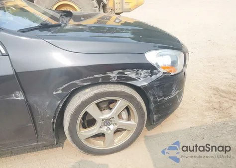 2013 Volvo S60 T5 из США, поврежденный, VIN YV1612FH6D1228398